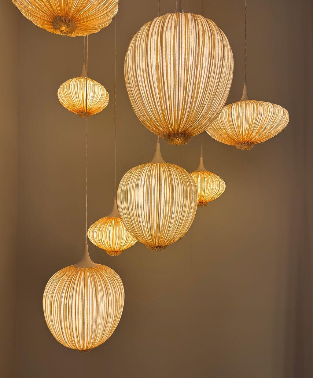 Dippa Pendant Light