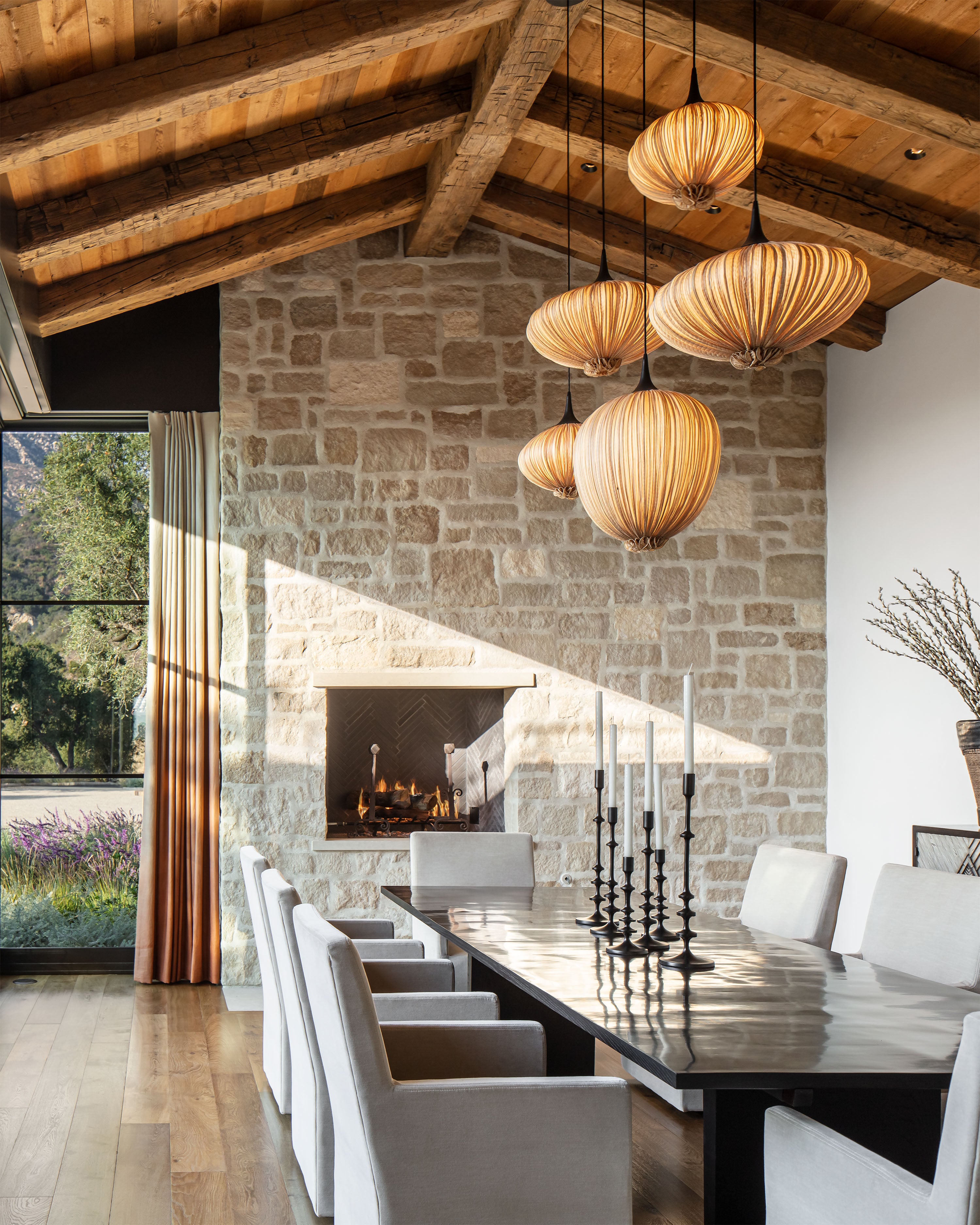 Dippa Pendant Light