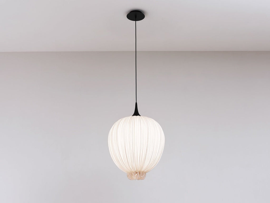 Dippa Pendant Light